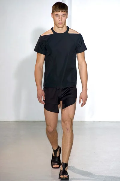 Look 6
